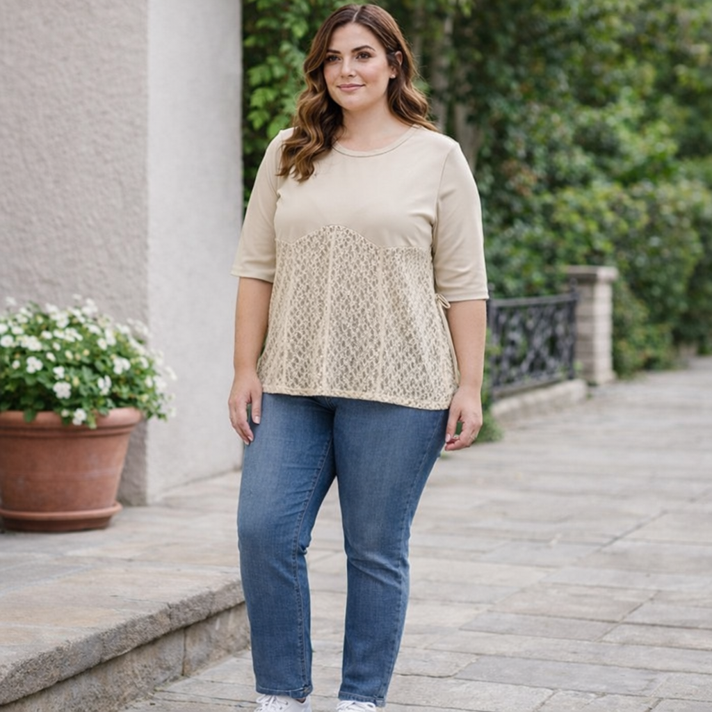 Maglia Curvy con Inserto in Pizzo