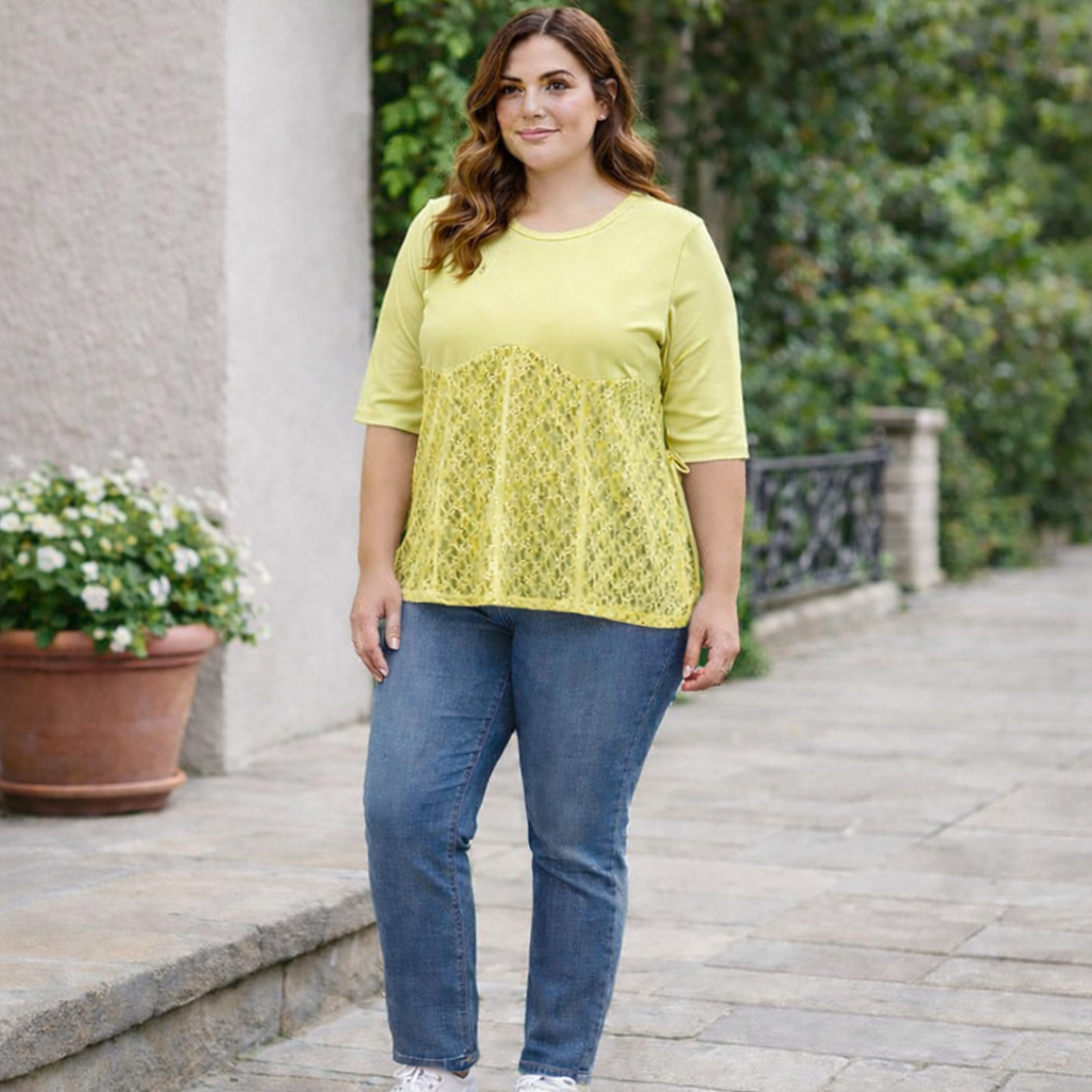 Maglia Curvy con Inserto in Pizzo