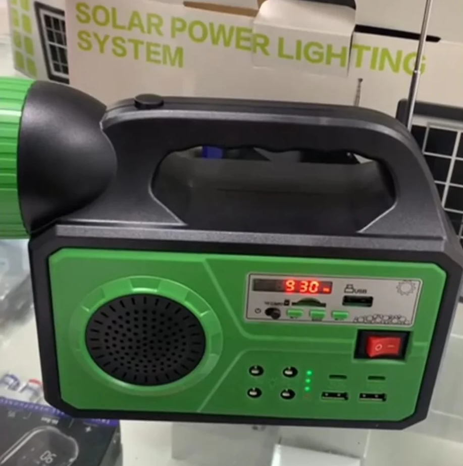 Generatore solare di illuminazione portatile