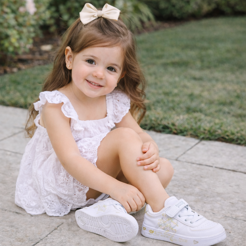 Sneakers Bambina Bianche con Dettagli Oro – Chiusura Velcro